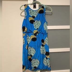 Anthropologie Sariah dress. Size 6. Beautiful blue floral print. 100% silk.